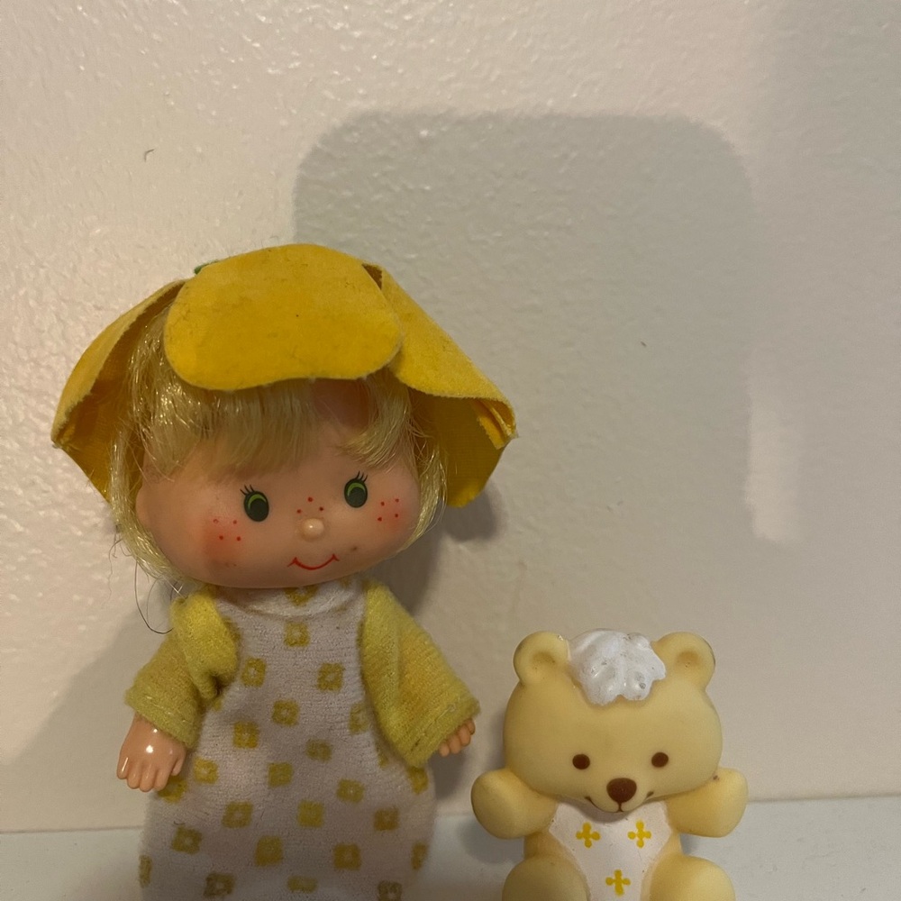 1980s butter cookies with pet bear